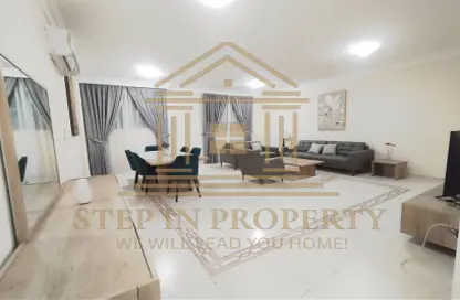 شقة - 3 غرف نوم - 3 حمامات للايجار في شارع انس - فريج بن محمود الشمالي - فريج بن محمود - الدوحة