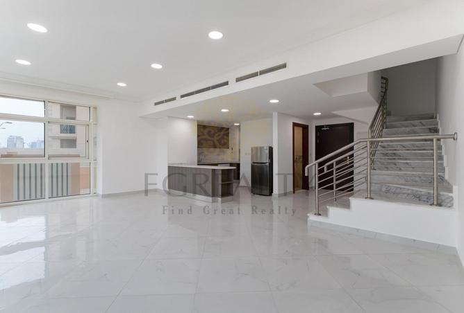 993038 - Property Image 2