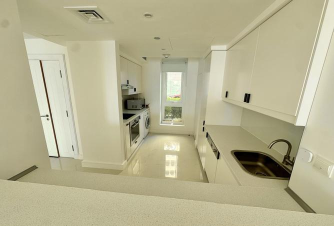 944300 - Property Image 3