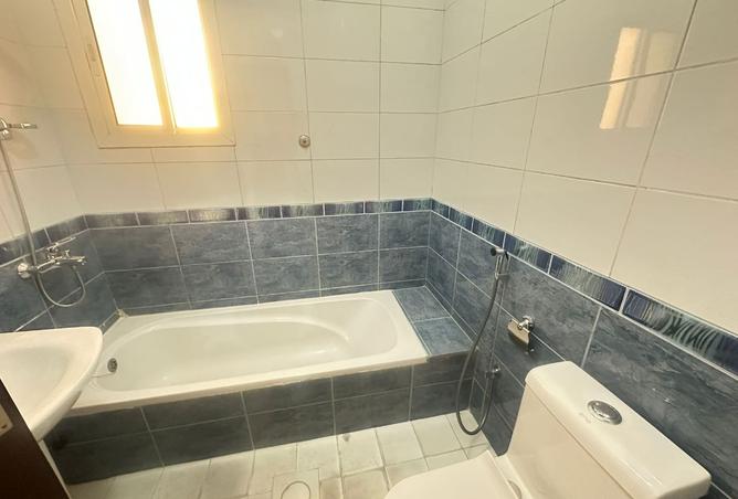 983266 - Property Image 3