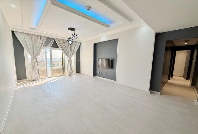 1008343 - Property Image 3