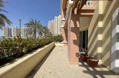 Townhouse - 1 Bedroom - 2 Bathrooms for rent in Viva East - Viva Bahriyah - The Pearl Island - Doha
