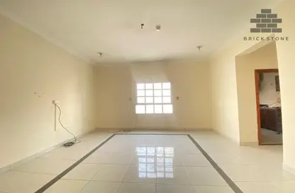 شقة - غرفة نوم - 1 حمام للايجار في شارع سالاجا - دوحة الجديد - الدوحة