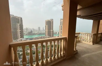 Apartment - 3 Bedrooms - 4 Bathrooms for sale in Tower 8 - Porto Arabia - The Pearl Island - Doha