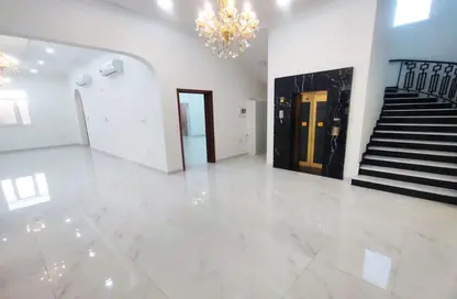 Villa for rent in Al Jamiaa Street - Al Markhiya - Doha