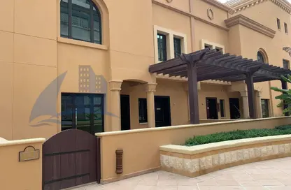 تاون هاوس - 3 غرف نوم - 4 حمامات للايجار في برج بورتو ارابيا 2 - بورتو أرابيا - جزيرة اللؤلؤة - الدوحة