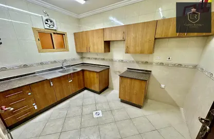 Apartment - 3 Bedrooms - 3 Bathrooms for rent in Madinat Khalifa Building 58 - Madinat Khalifa South - Madinat Khalifa - Doha