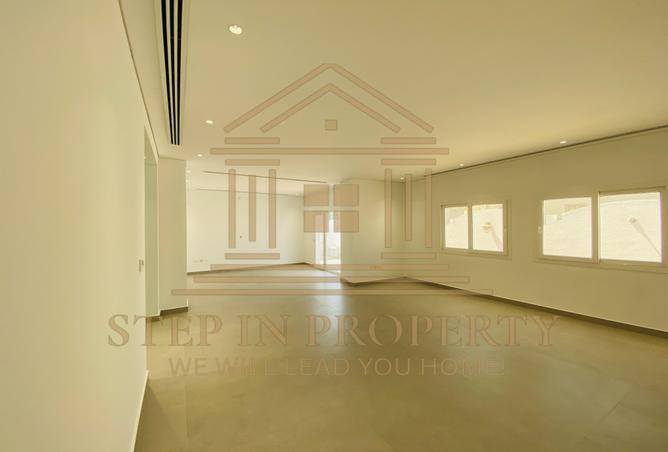 934304 - Property Image 2