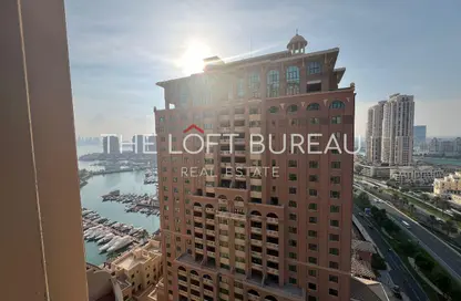 Apartment - 1 Bedroom - 2 Bathrooms for sale in Tower 13 - Porto Arabia - The Pearl Island - Doha