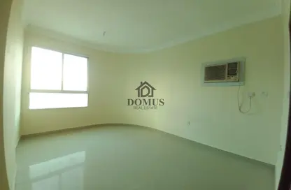 Apartment - 1 Bedroom - 2 Bathrooms for rent in Salaja Street - Doha Al Jadeed - Doha