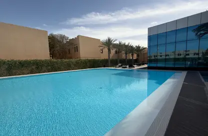 دوبلكس - 3 غرف نوم - 3 حمامات للايجار في شارع ام السنيم - عين خالد - الدوحة