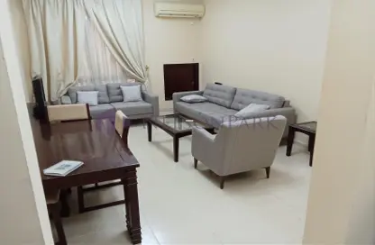 شقة - 2 غرف نوم - 2 حمامات للايجار في شارع انس - فريج بن محمود الشمالي - فريج بن محمود - الدوحة