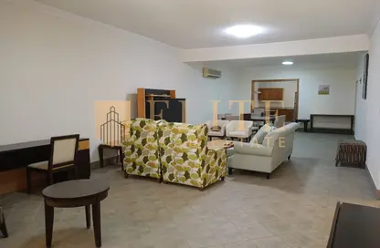 Apartment - 2 Bedrooms - 2 Bathrooms for rent in Barwa Tower - C-Ring Road - Al Sadd - Doha