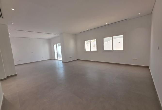 953791 - Property Image 2