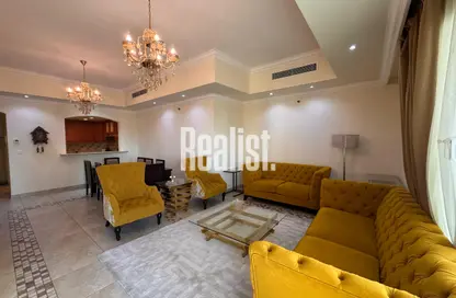 Apartment - 1 Bedroom - 2 Bathrooms for rent in West Porto Drive - Porto Arabia - The Pearl Island - Doha