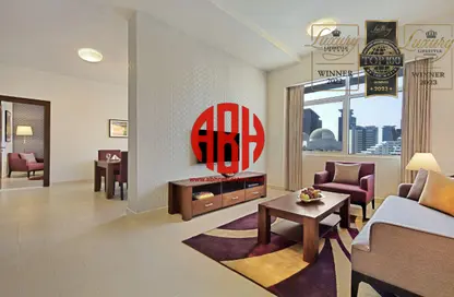 شقة - 2 غرف نوم - 3 حمامات للايجار في شارع الشط - الخليج الغربي - الدوحة