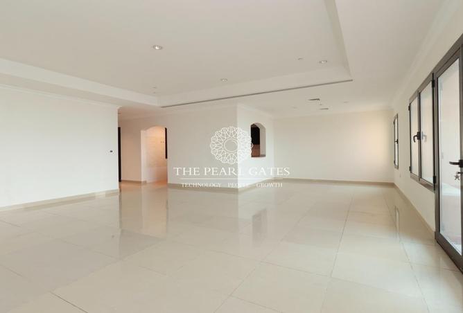 929840 - Property Image 2