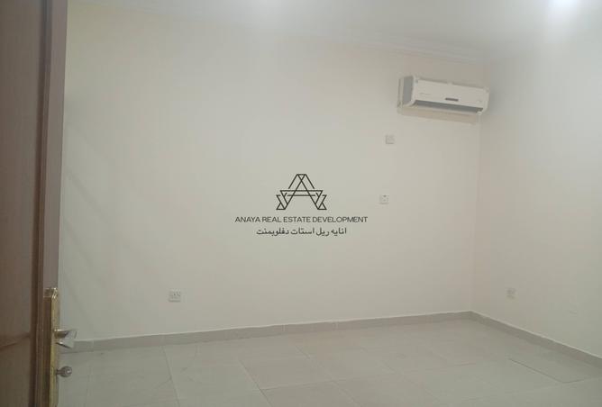 952459 - Property Image 3