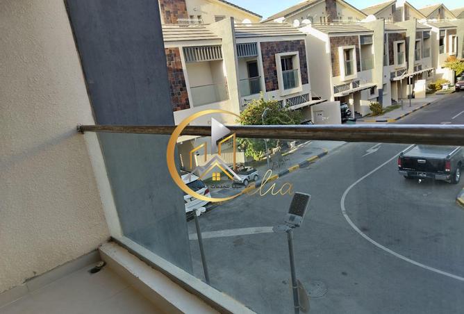 985525 - Property Main Image