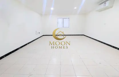 Apartment - 3 Bedrooms - 3 Bathrooms for rent in Al Muntazah - Doha