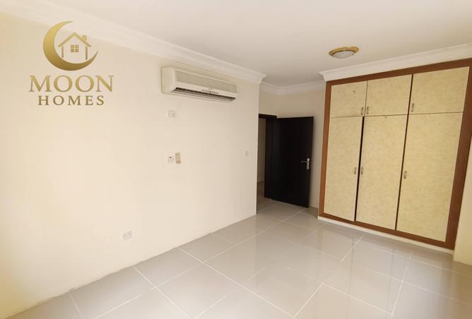 987664 - Property Image 3