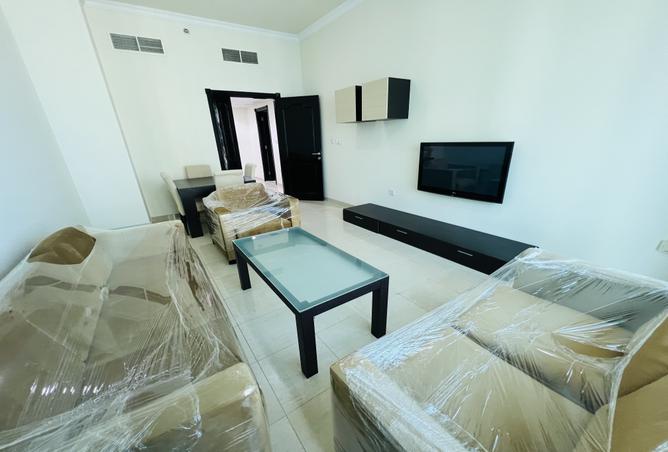 965908 - Property Image 2