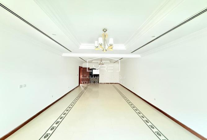 936085 - Property Image 2