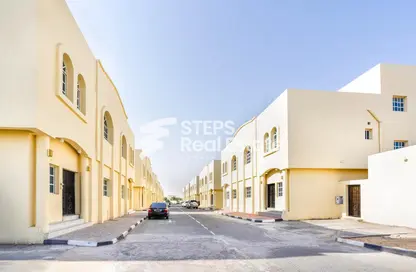مجمع سكني - 5 غرف نوم - 4 حمامات للايجار في أم صلال علي - أم صلال على - الدوحة
