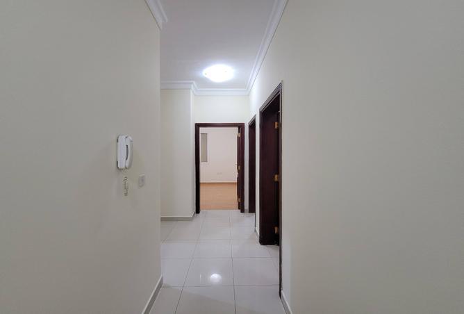 978443 - Property Image 3