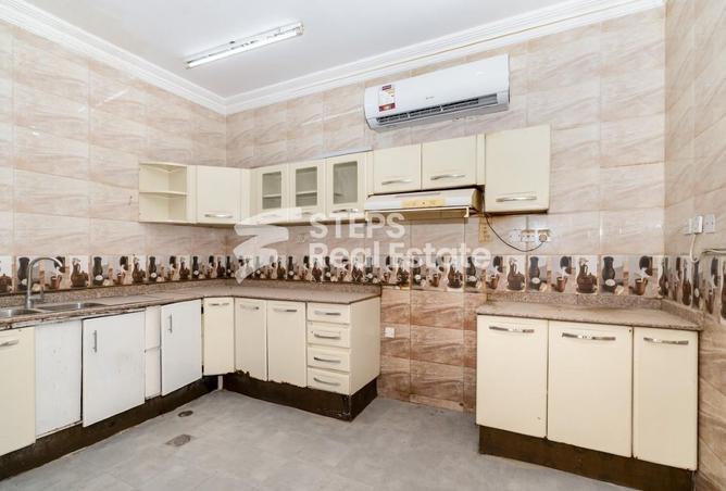 975845 - Property Image 3