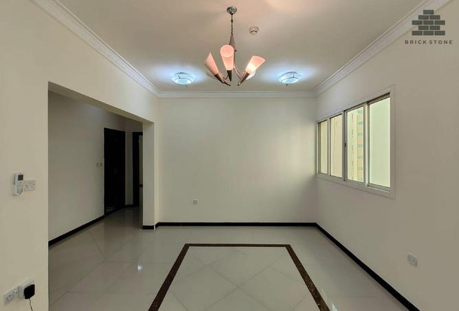 979648 - Property Image 3