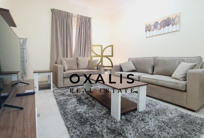 945148 - Property Image 2