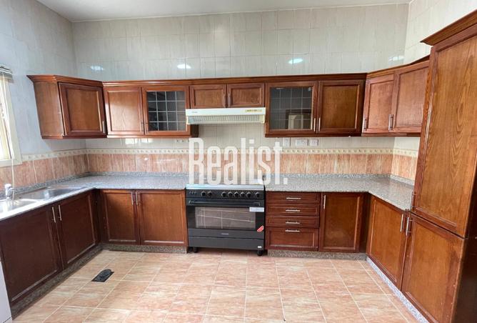 888609 - Property Image 2