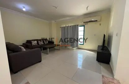 Villa - 6 Bedrooms - 5 Bathrooms for rent in Al Sakhama - Doha