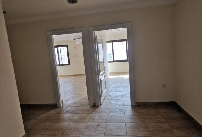 963930 - Property Image 2