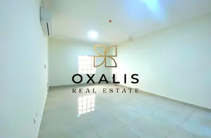 Apartment - 2 Bedrooms - 3 Bathrooms for rent in Barwa Tower - C-Ring Road - Al Sadd - Doha