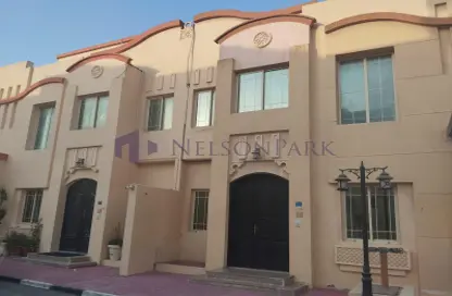 مجمع سكني - 4 غرف نوم - 3 حمامات للايجار في فلل عين خالد - عين خالد - الدوحة