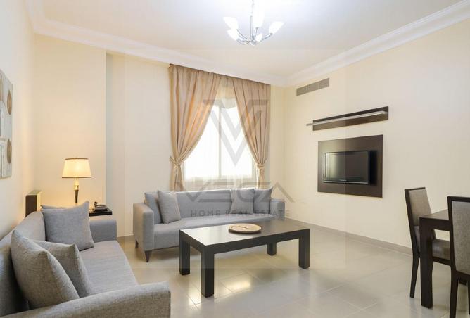 991263 - Property Image 3