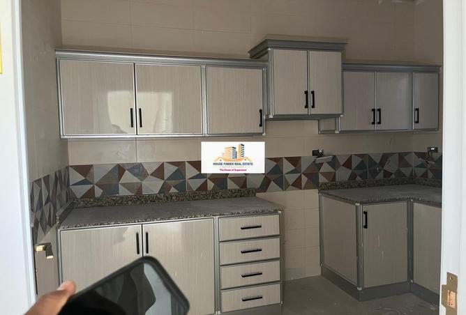 997821 - Property Image 2