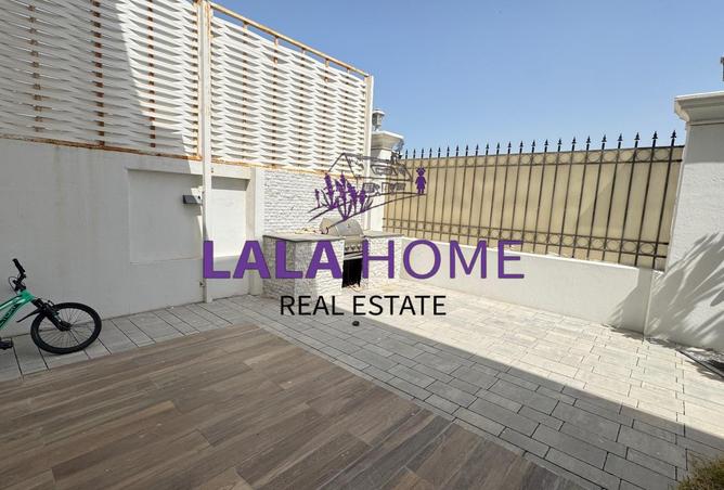 957185 - Property Image 3