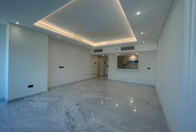 957592 - Property Image 2