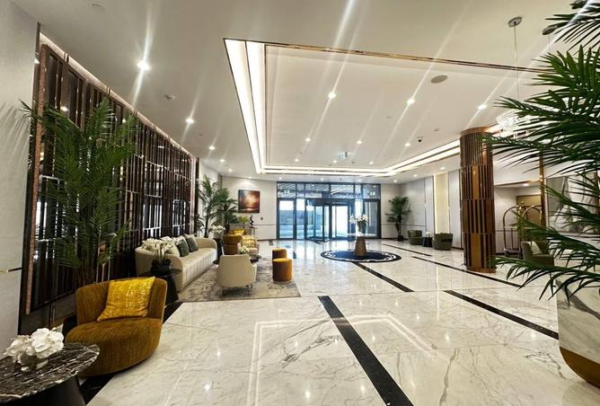 989766 - Property Image 3