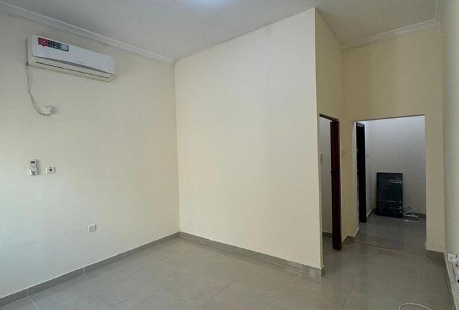 986888 - Property Image 2