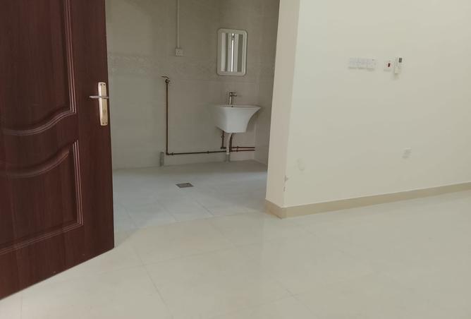 990566 - Property Image 3