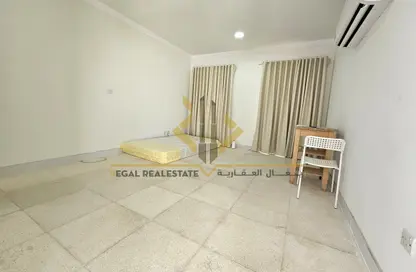 Apartment - Studio - 1 Bathroom for rent in Al Dafna - Al Dafna - Doha