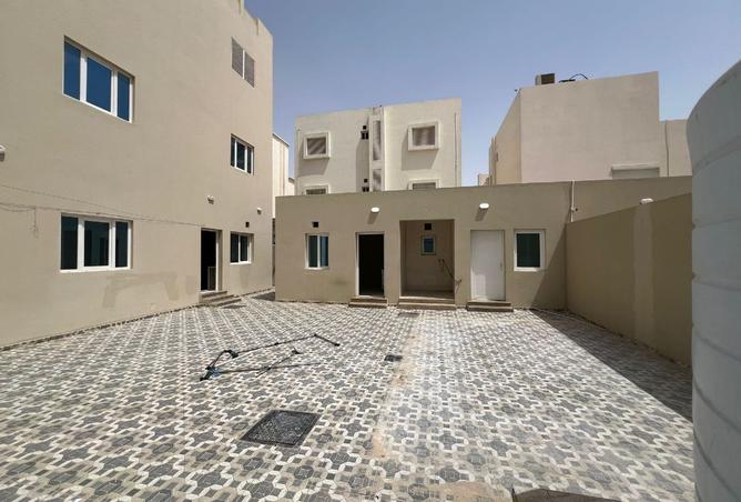 978347 - Property Image 2