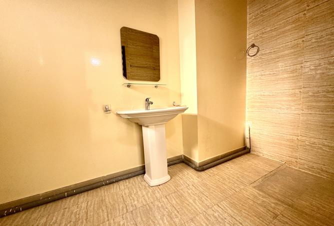 957040 - Property Image 3