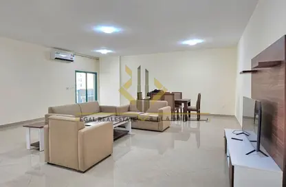 Apartment - 2 Bedrooms - 2 Bathrooms for rent in Old Al Ghanim - Al Ghanim - Doha