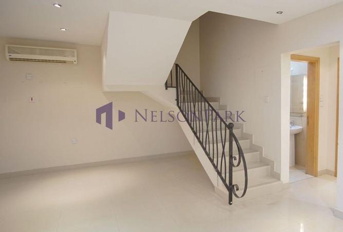 952432 - Property Image 3