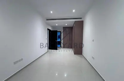 شقة - 2 غرف نوم - 2 حمامات للايجار في شارع النصر - النصر - الدوحة